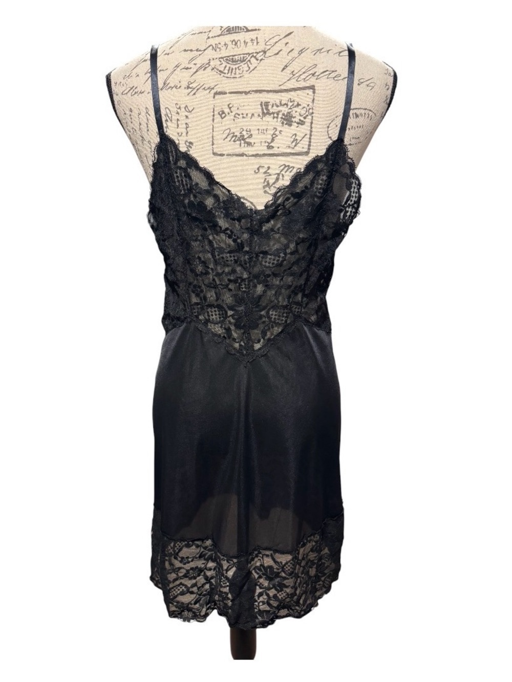 Vintage Vanity Fair Black Lace Bodice Full Slip Dress Size 36 Large Made in USA - Picture 4 of 9